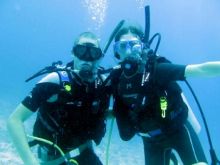 Eileen Vanloillie and Bert Vandekerkhove enjoying their PADI Discover Scuba Diving in Phuket, Thailand
